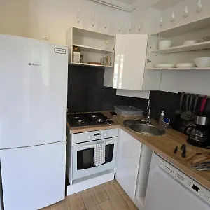  Appartement 2 Spacious Bedrooms Near Riquier Station!